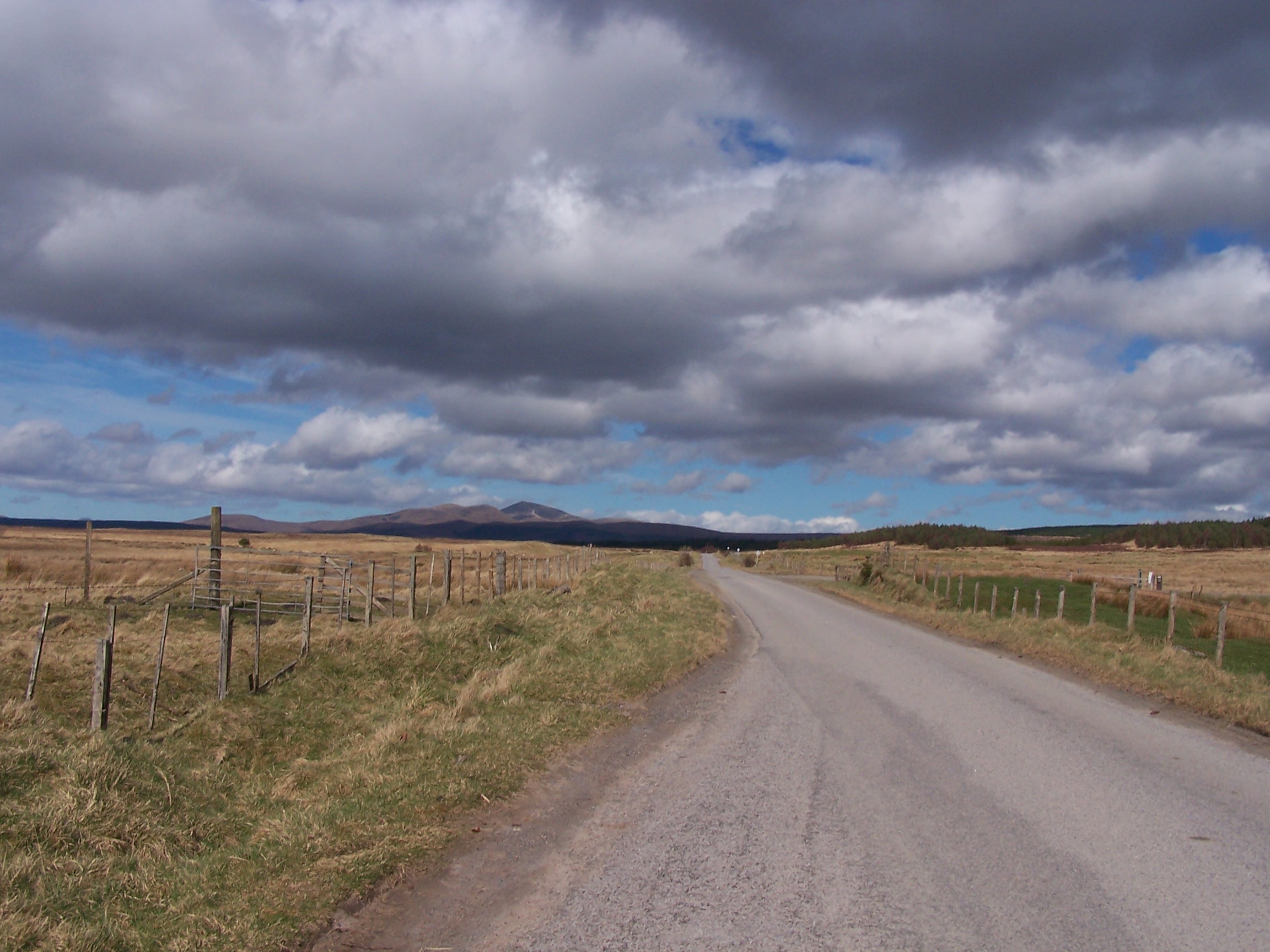 Lairg Road