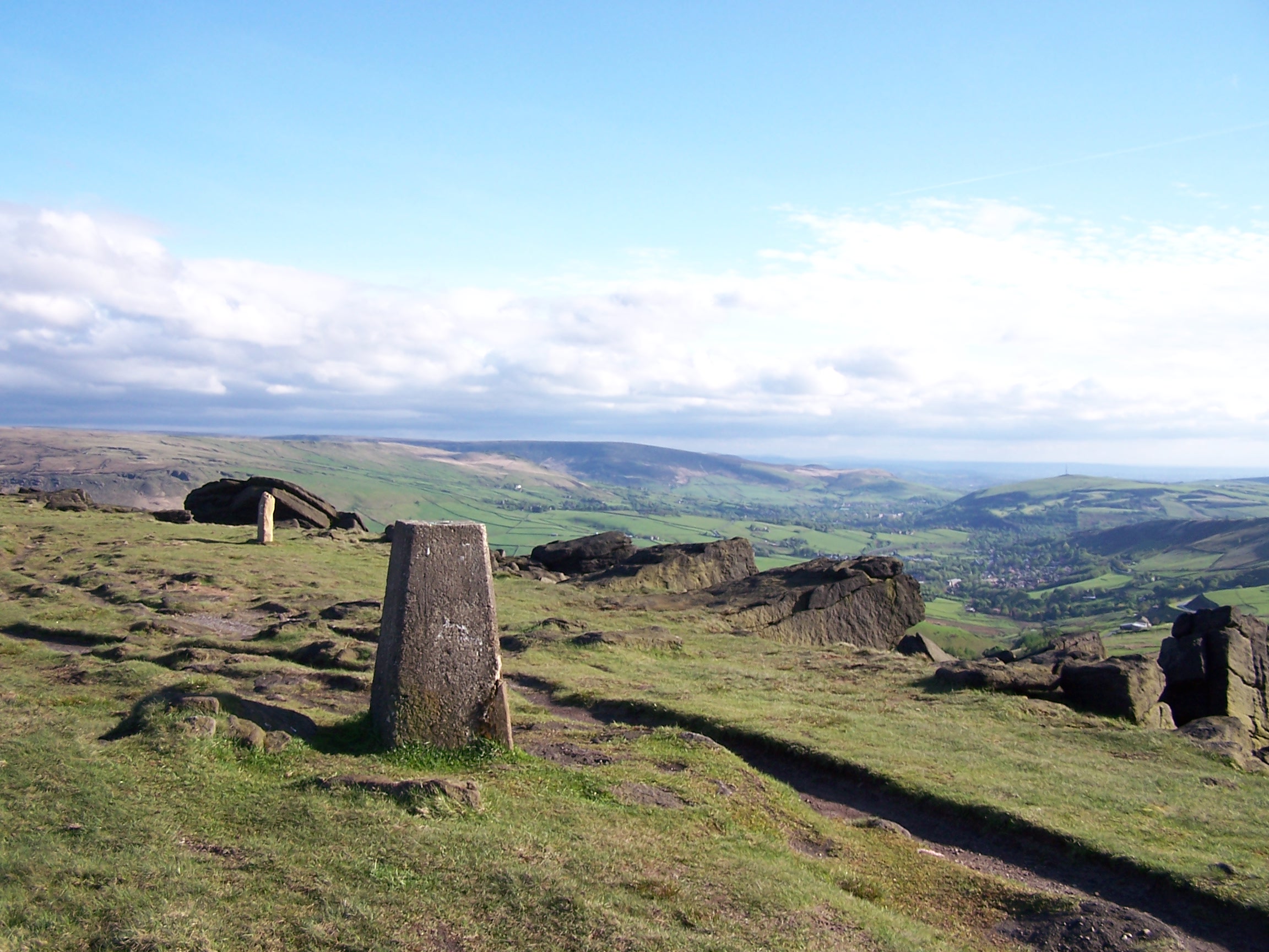 Approaching Standedge